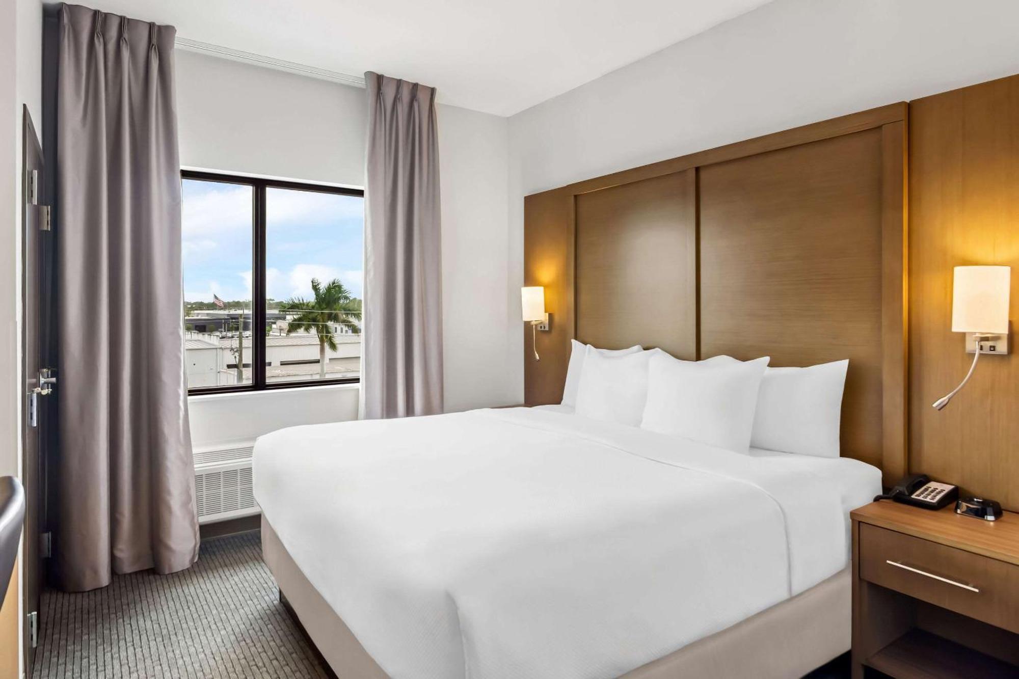 Comfort Suites Stuart-Hutchinson Island Eksteriør billede